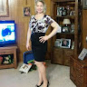 Meet your Posher, Stacy